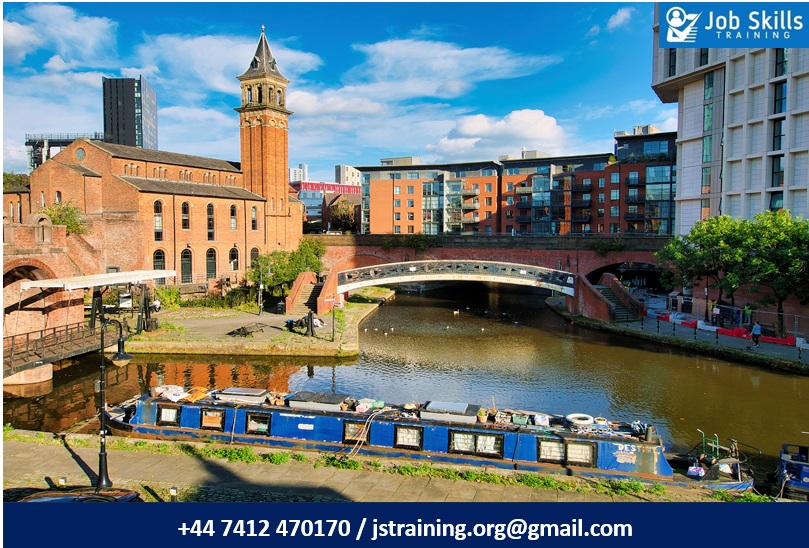 You are currently viewing Navigating Professional Skills Development Courses in Manchester